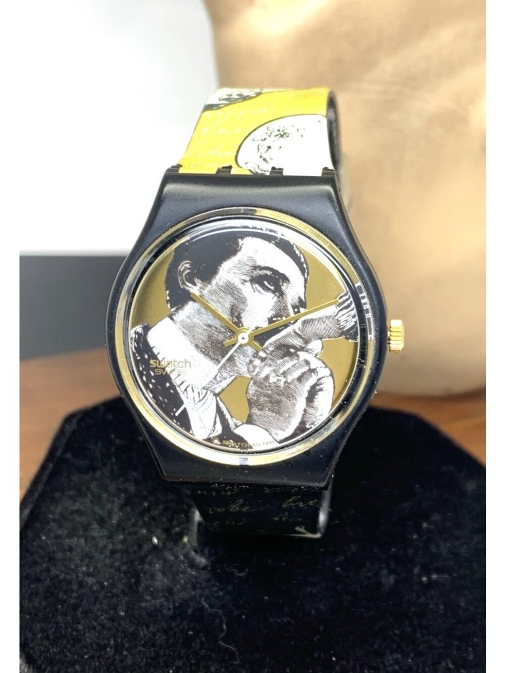 Swatch Unisex Watch GB148 Baiser D'Anton Swiss Quartz Vintage 1991 Rubber Strap